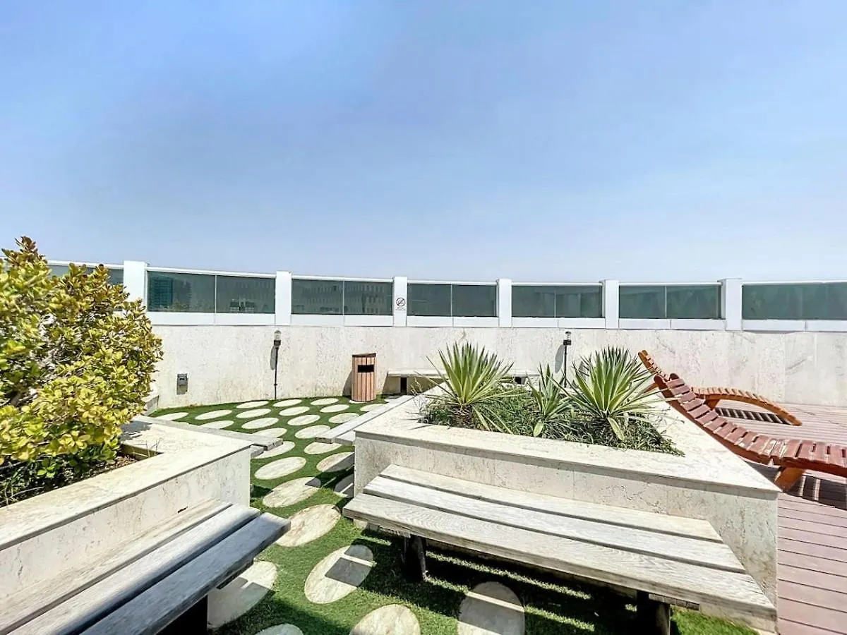 Zenith Tower A2 - Colourful One Bedroom Dubai Apartment
